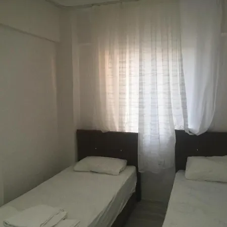 לינה וארוחת בוקר Salda Sagiroglu *