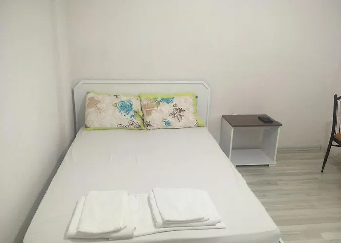 לינה וארוחת בוקר Salda Sagiroglu *