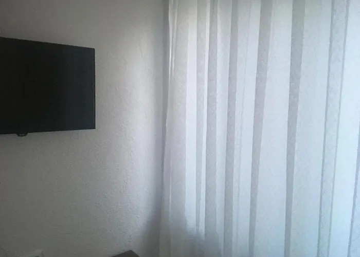 לינה וארוחת בוקר Salda Sagiroglu Gokce